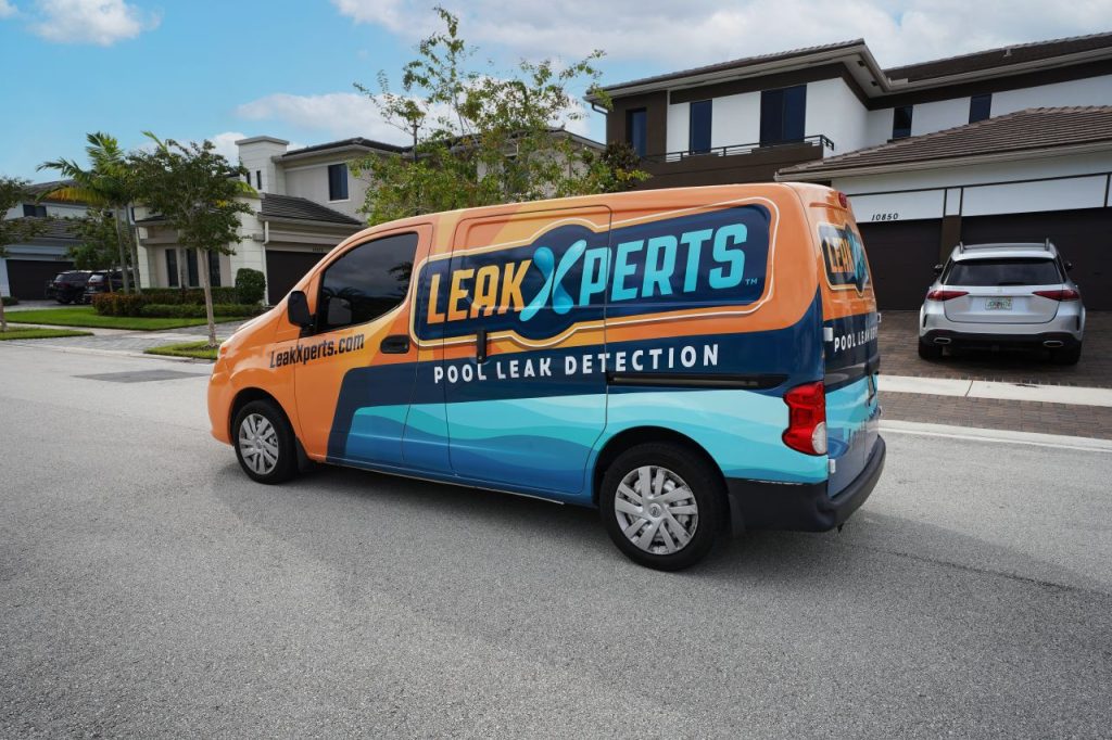 commercial residencial pool leak detection service